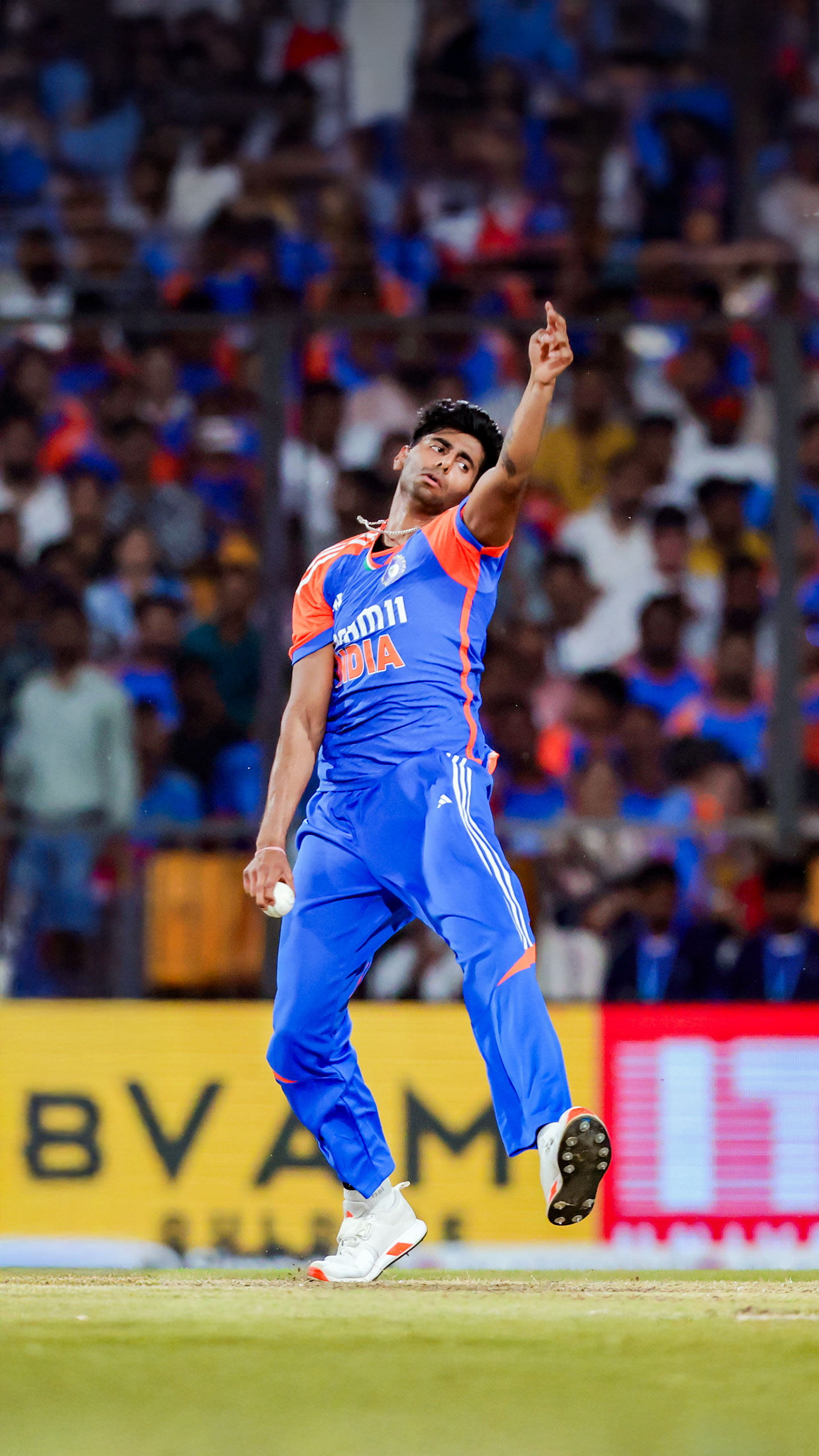 IND vs ZIM: 21 ತಿಂಗಳ ನಂತರ ಕಮ್ಬ್ಯಾಕ್; ಮೊದಲ ಎಸೆತದಲ್ಲೇ ವಿಕೆಟ್ ಪಡೆದ ಮಯಾಂಕ್