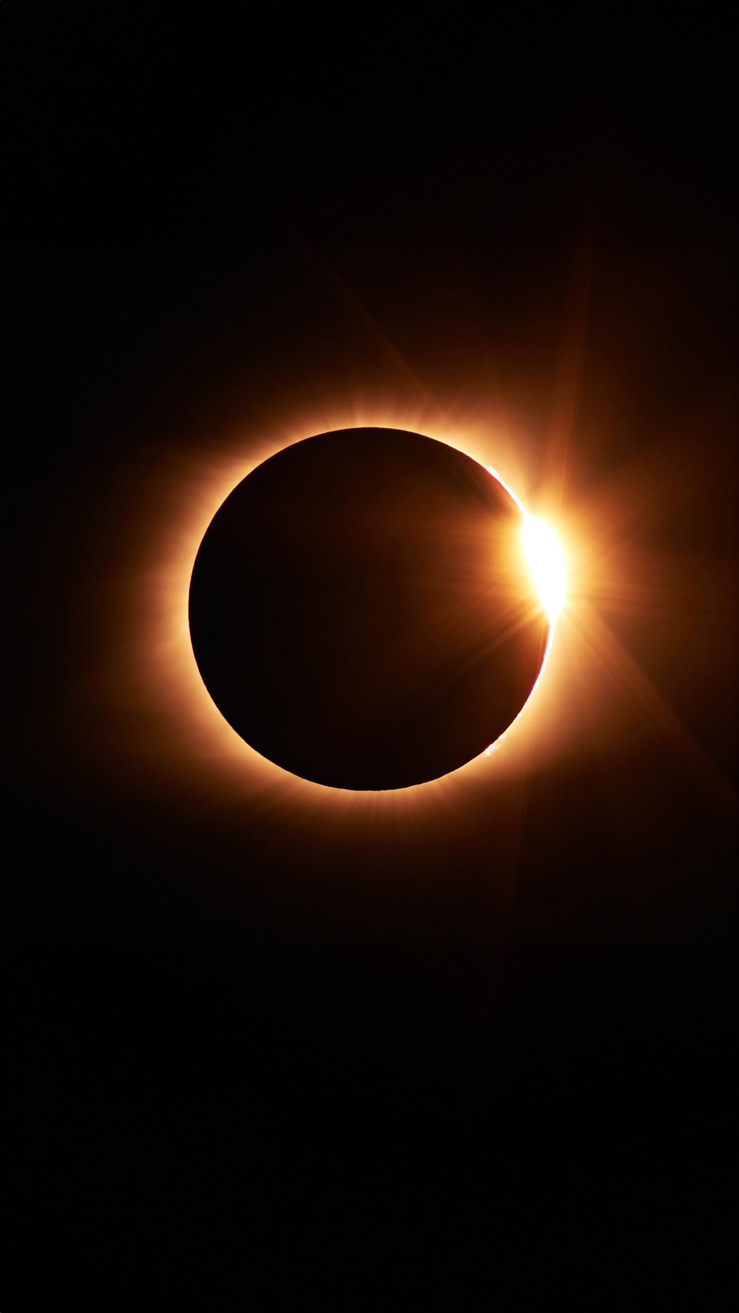 O eclipse solar mais longo do século está chegando: o dia se transformará em noite e não ocorrerá novamente por mais de 157 anos