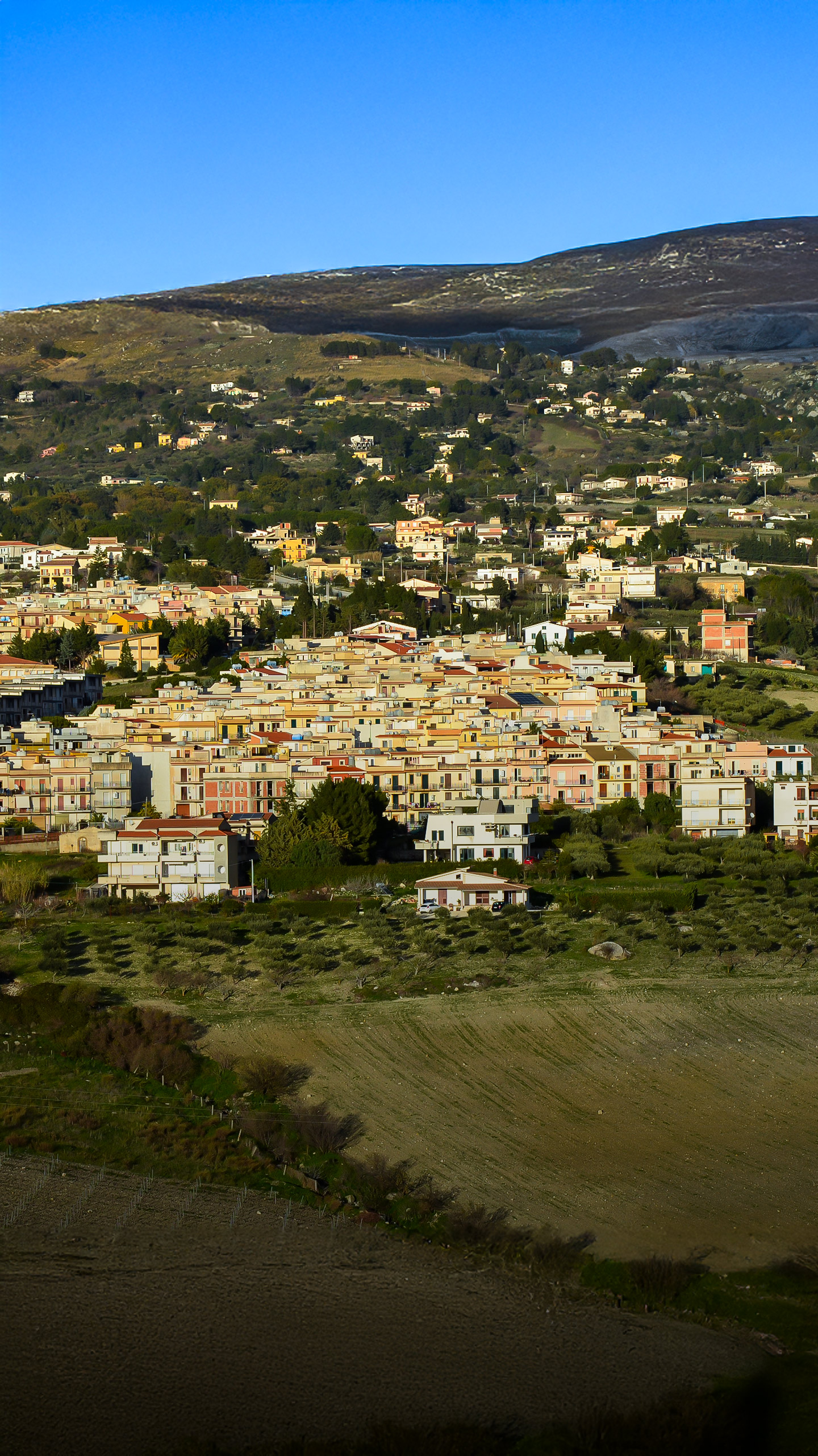 A vila italiana que vende casas por 1 euro virou obsessão entre estrangeiros