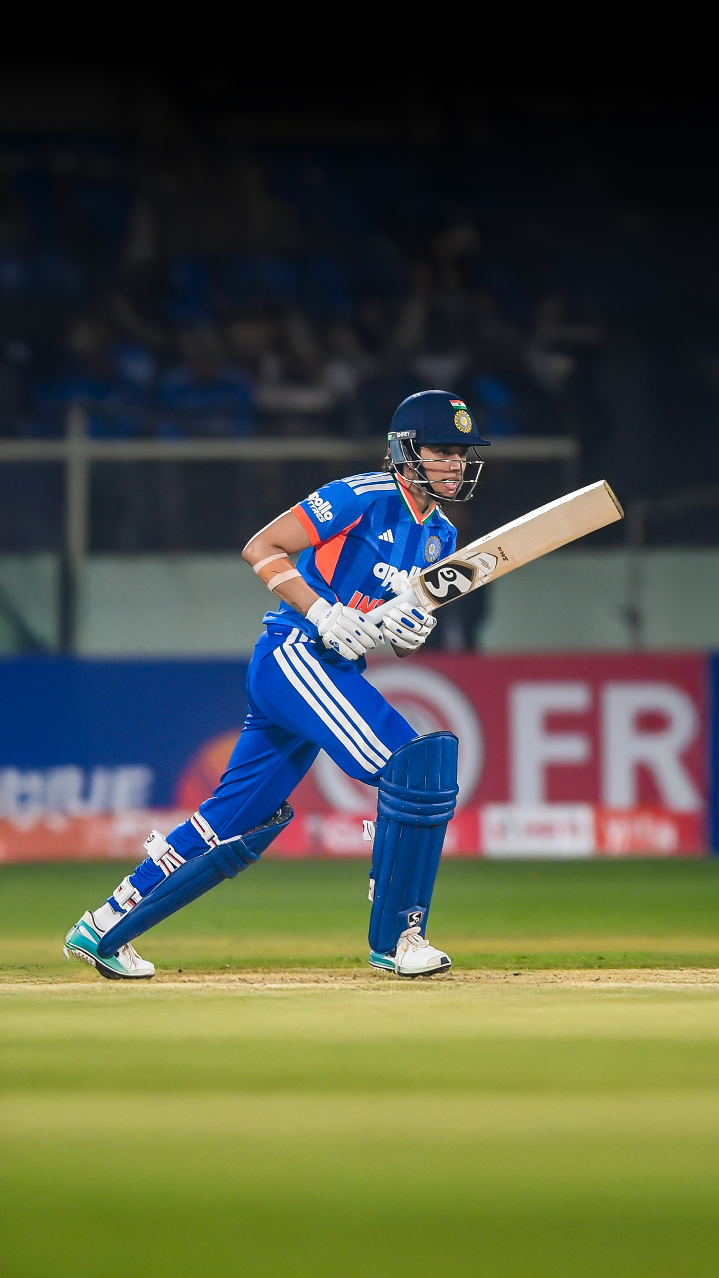 Smriti Mandhana becomes fastest woman to 10,000 international runs