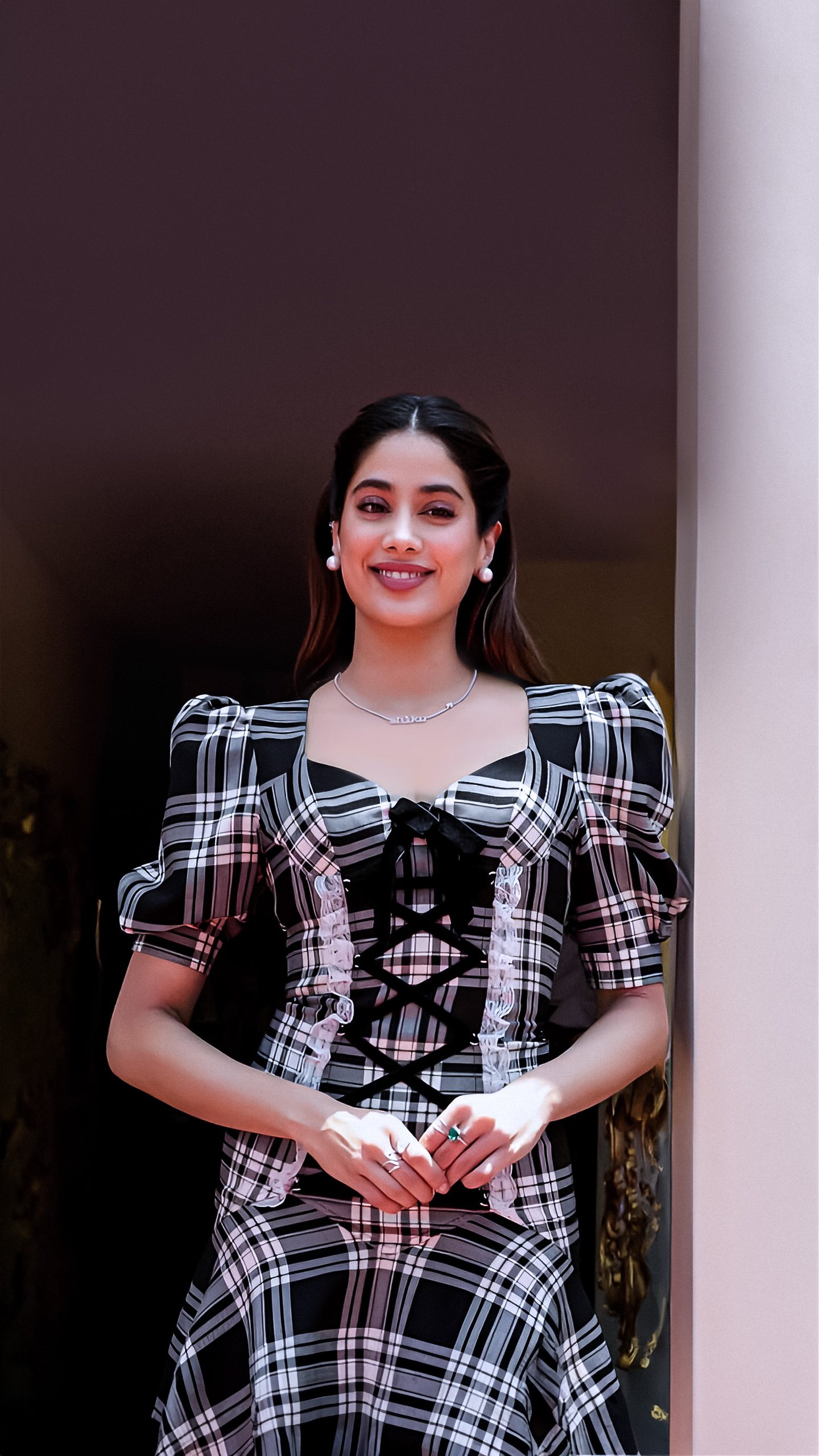 Janhvi Kapoor and Lakshya kick off 'Lag Jaa Gale' shoot with Tiger Shroff