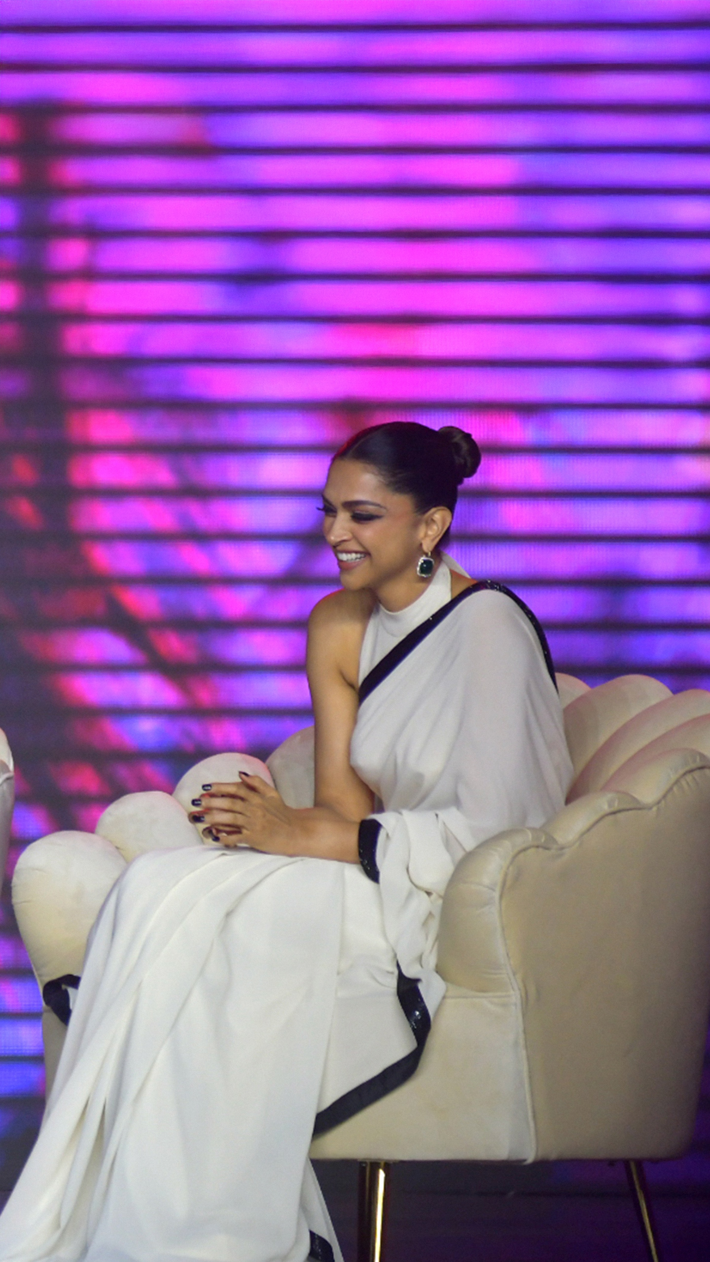 Deepika Padukone to finish 'Raaka' before maternity leave