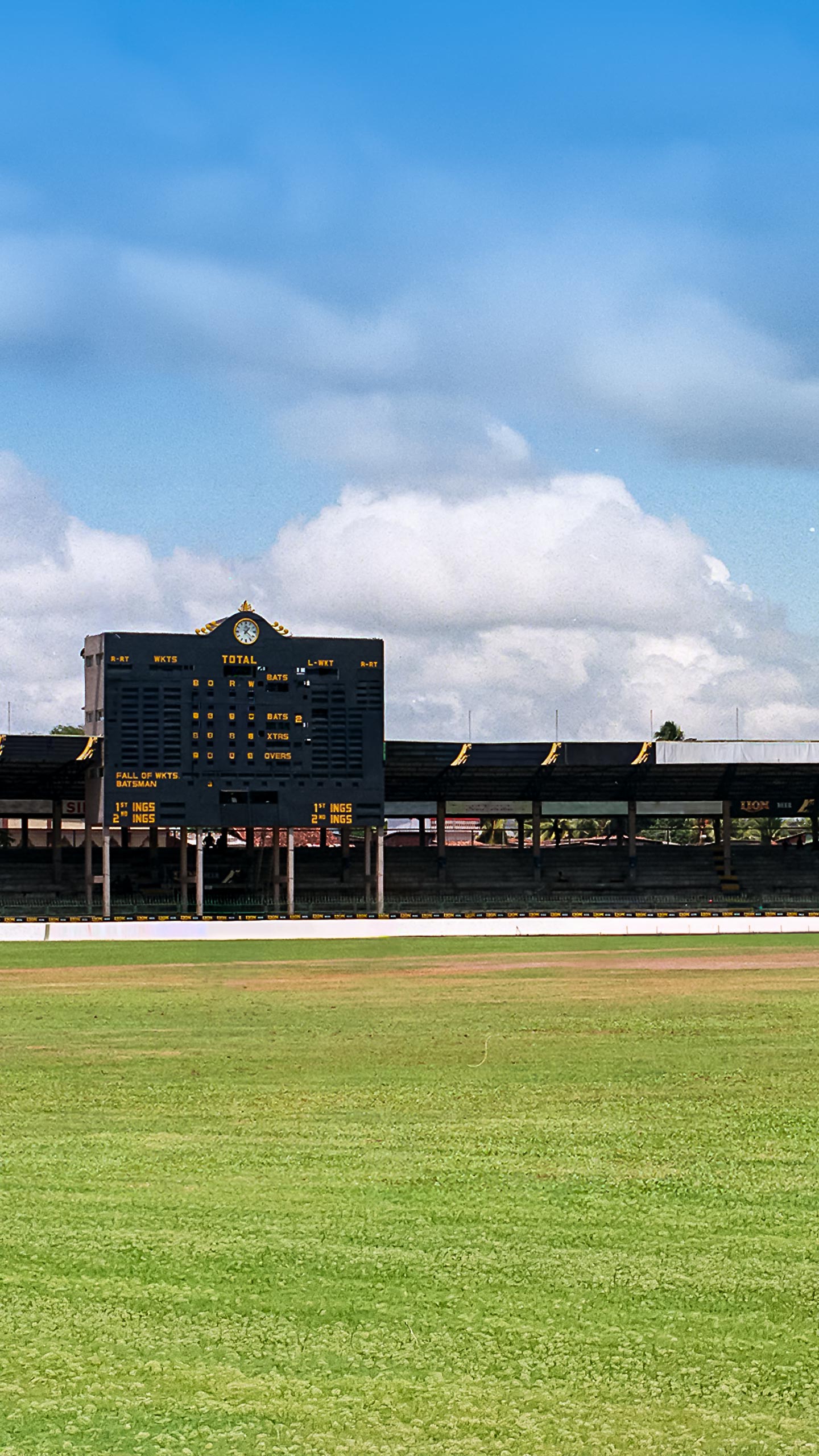 T20 WC: Shadley van Schalkwyk sets record with successive four-fers