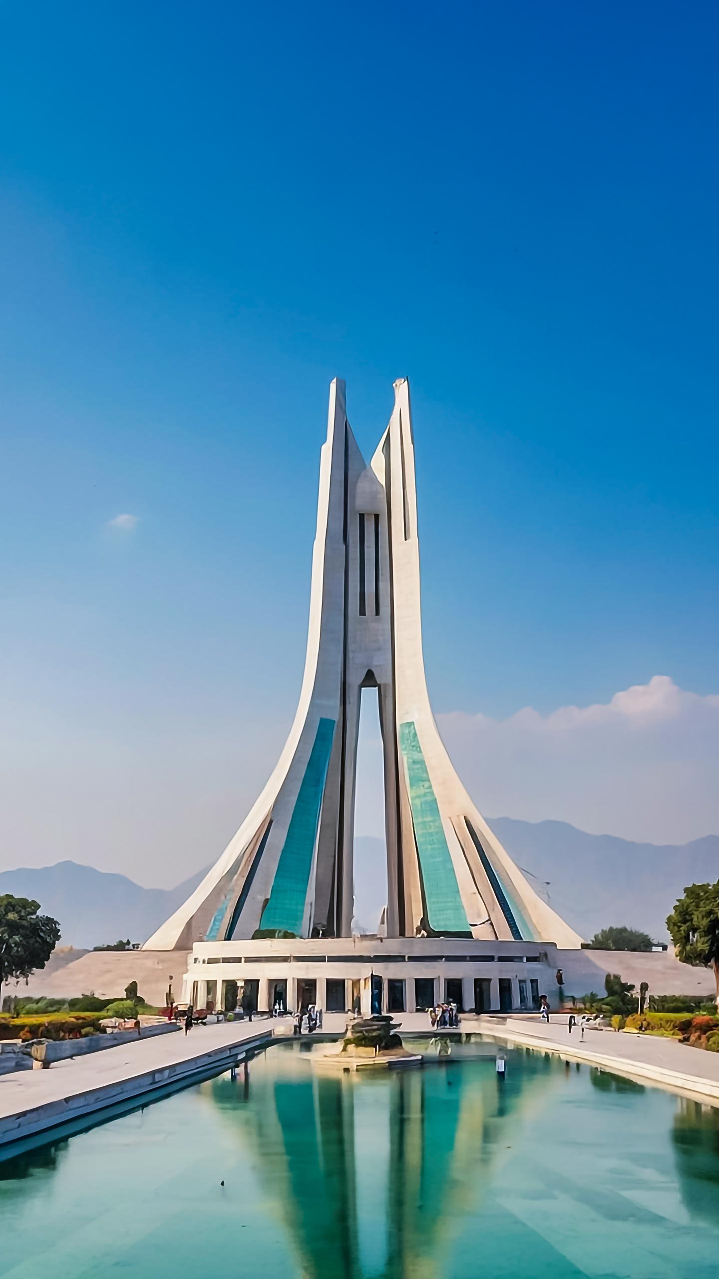 ‘We’re good guys’: why moral storytelling doesn’t make war on Iran necessary or legal