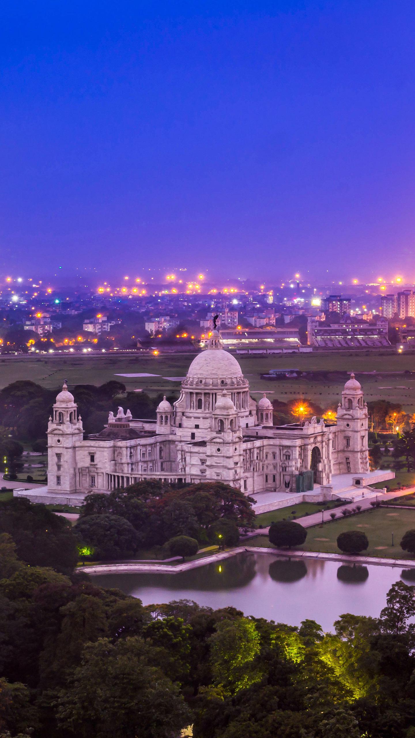 Bengal's existence at stake due to infiltration: Shah