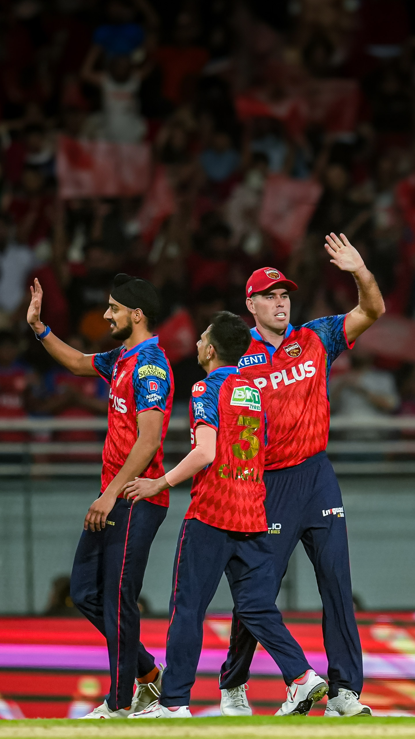 Reports: IPL player's girlfriend accused of passing team information to outsiders