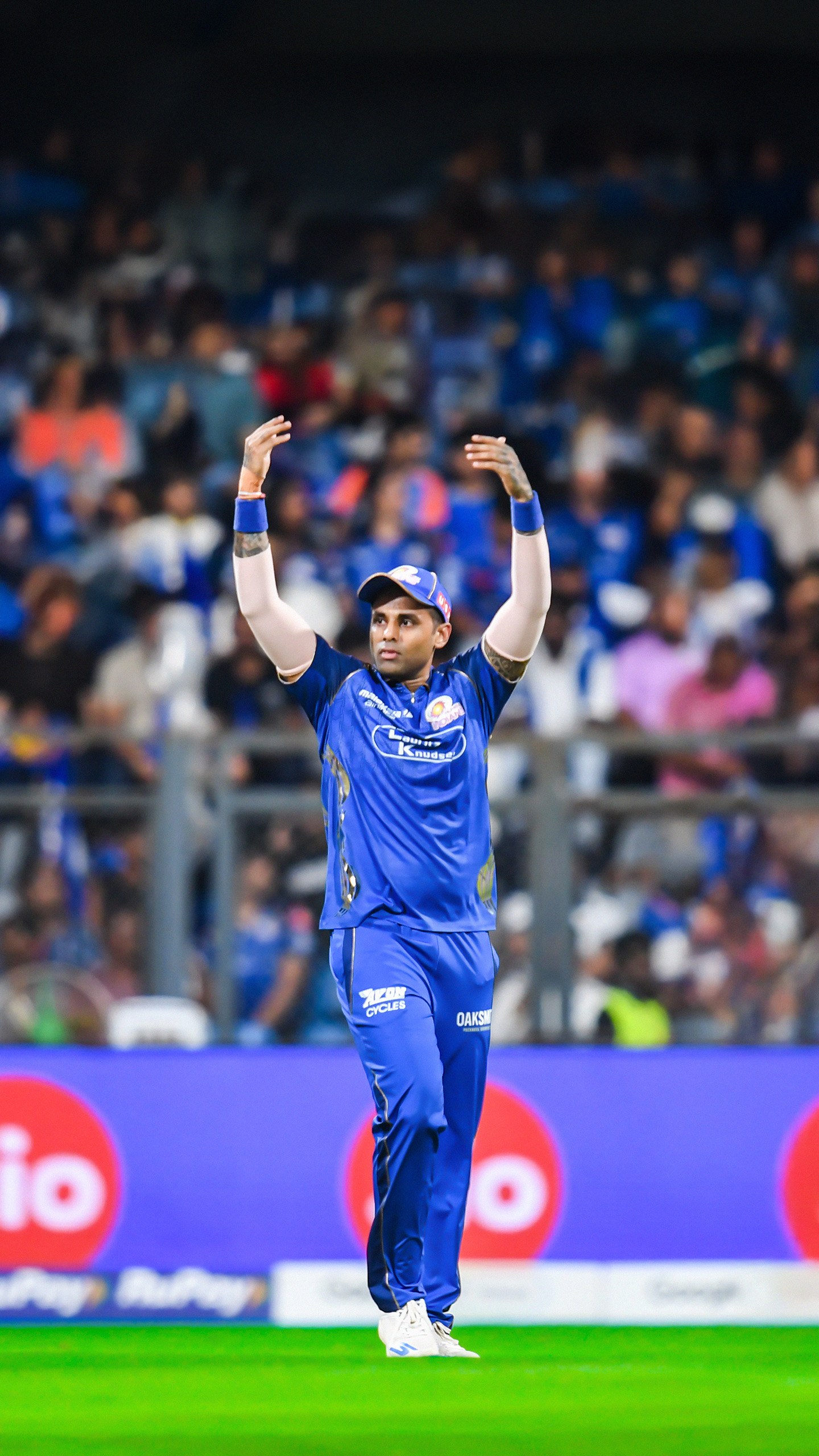 Suryakumar Yadav set to Leave Mumbai Indians? India star removes MI from Instagram, Unfollowed by Paltans