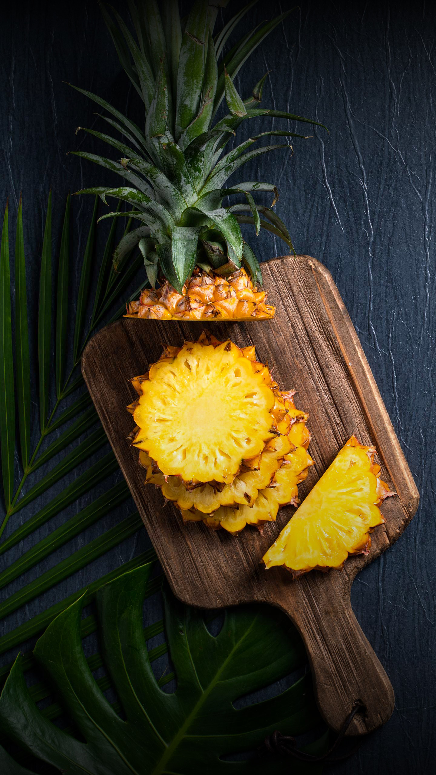 Como plantar abacaxi em vaso e colher o fruto no seu quintal