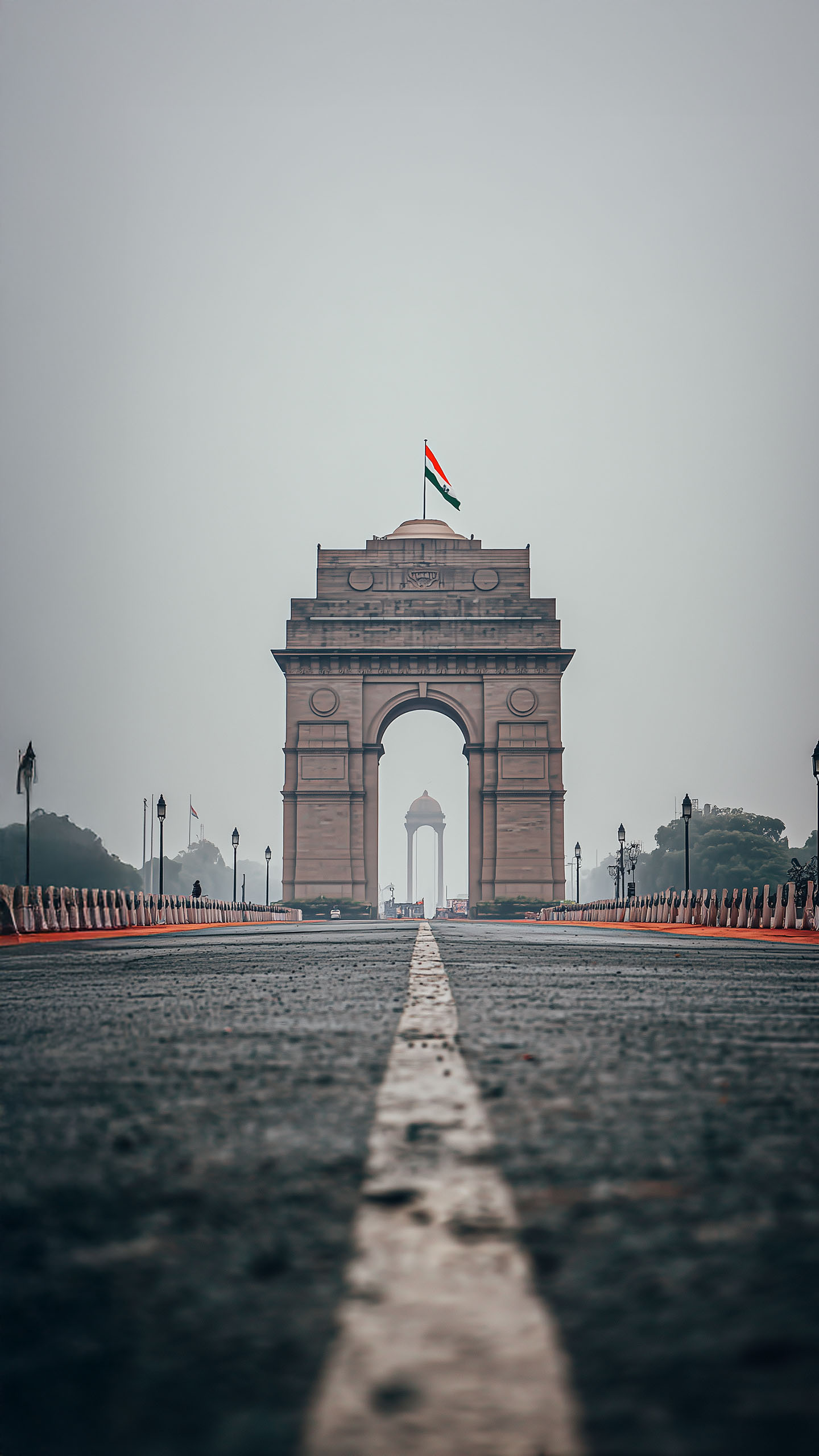 Why cold air traps Delhi’s morning smog longer in December