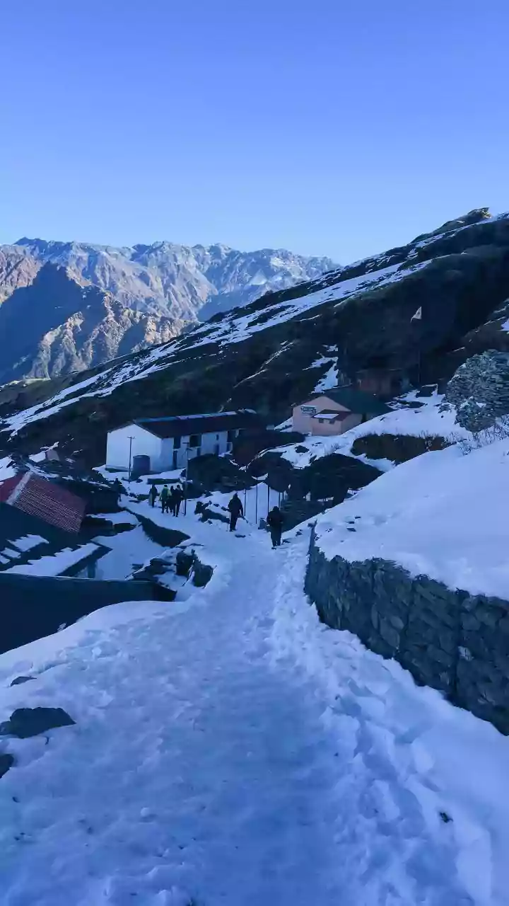 Tungnath Temple: Uttarakhand's Frozen Majesty - World's Highest Shiva Shrine Revealed