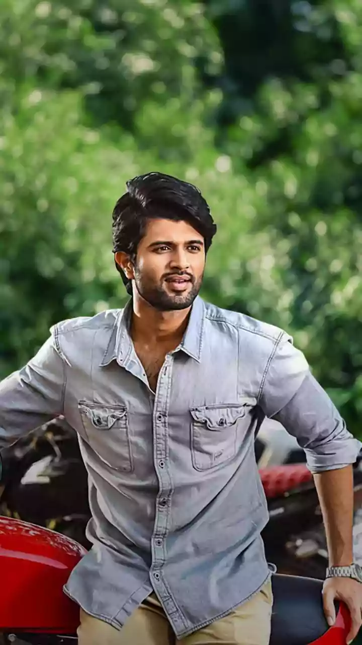 Vijay Deverakonda All Set To Tie Knot With Rashmika Mandanna On THIS Date: Deets Inside