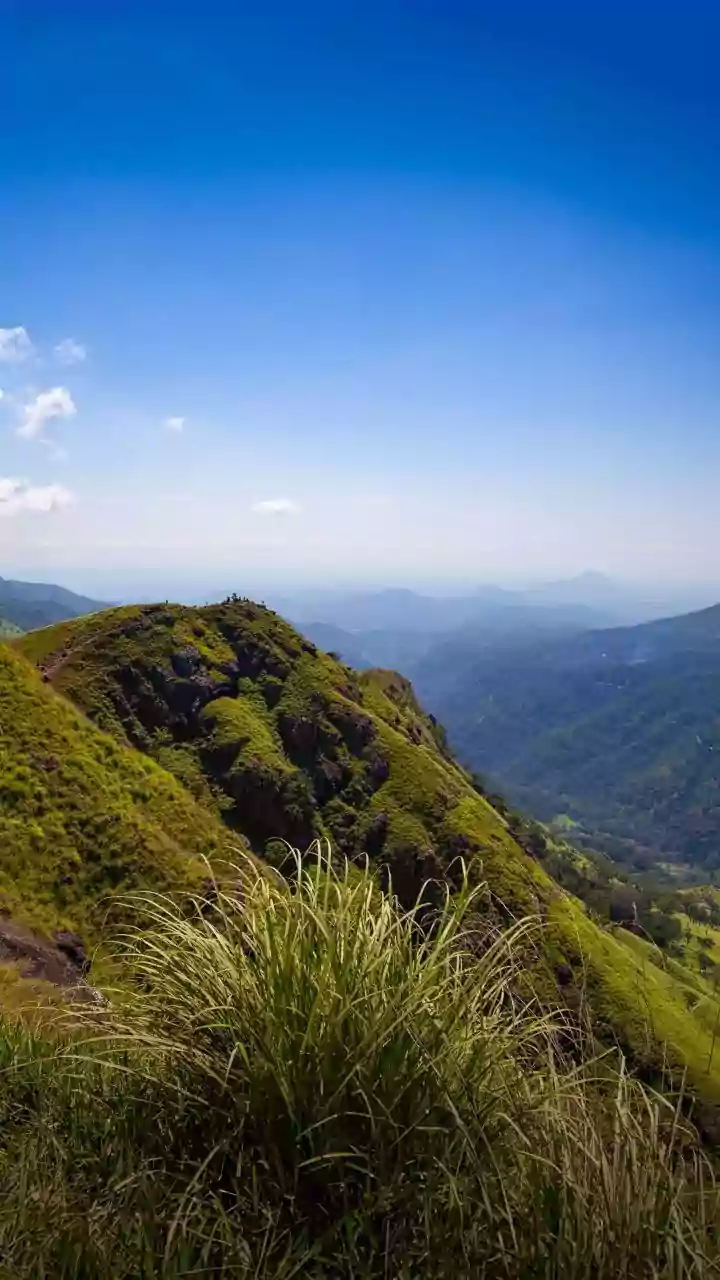 How Indian Passport Holders Experience The Scenic Kandy To Ella Train Trip