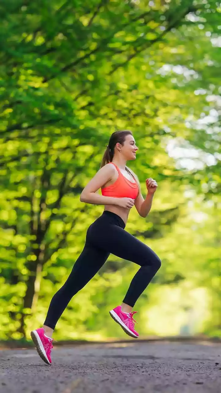 Desk-Bound Fitness Decisions: How To Choose Between HIIT And LISS Cardio