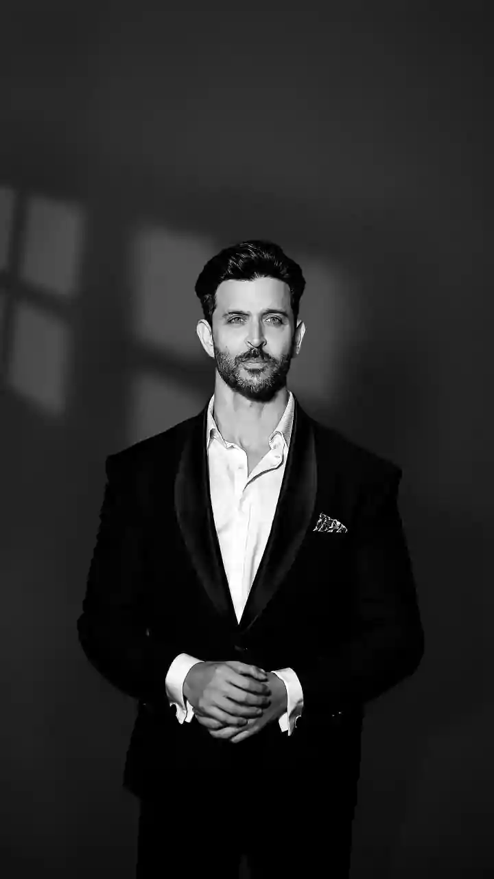 Hrithik Roshan Rejected Saif Ali Khan's Role In Hum Tum, Aamir Khan Didn't Hear Script Due To Divorce: Director