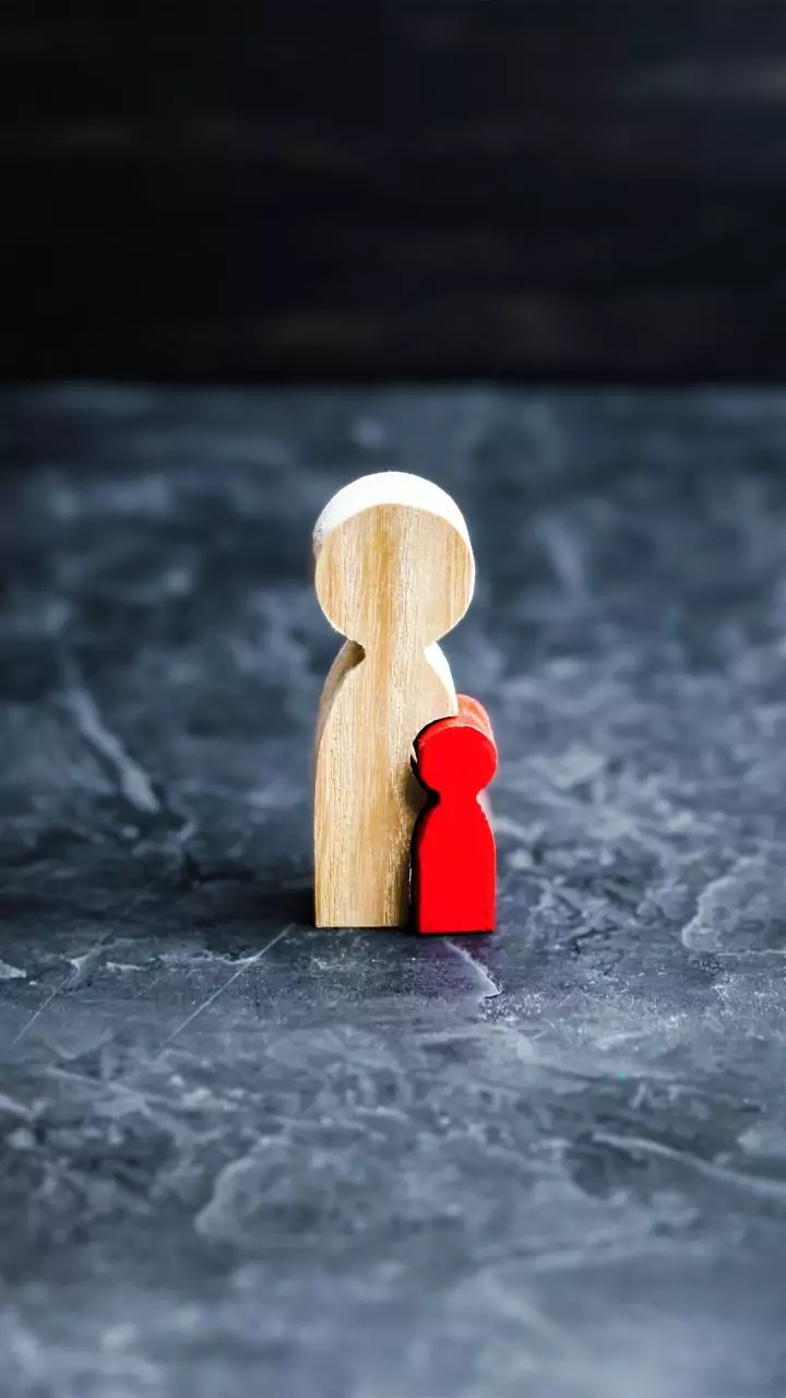 Por que os filhos adultos visitam seus pais cada vez menos? Quando os reencontros deixam de ser um retorno para casa e se tornam gradualmente uma o...