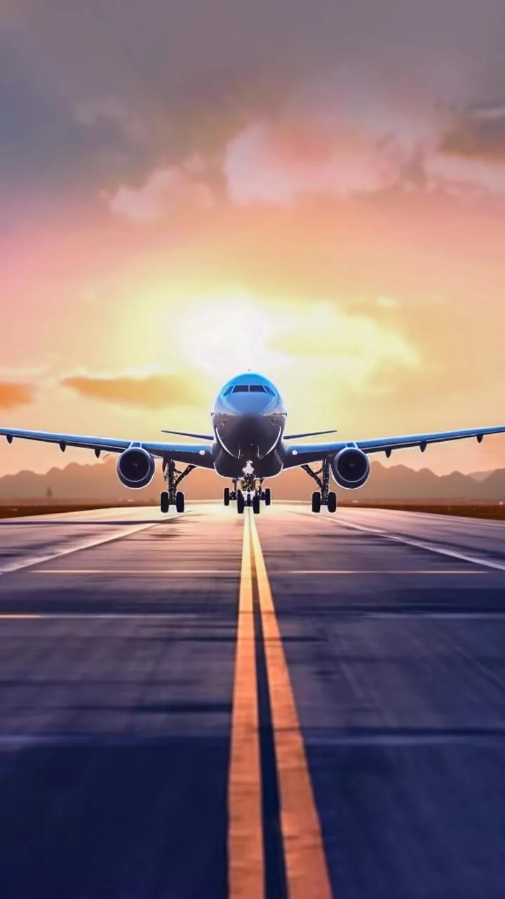 Mumbai-Bound Air India Flight Returns To Delhi Airport Minutes After Take Off Due To Technical Glitch