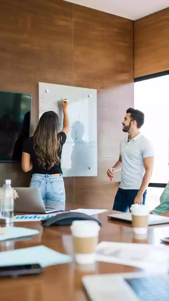 AI Meeting Assistants Are Transforming How Teams Capture, Review And Share Knowledge