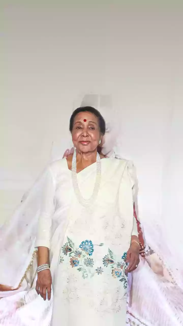 Asha Bhosle Dies: Piya Tu Ab To Aaja, Dum Maro Dum And Songs That Feel Like The Goodbye She Left Us With