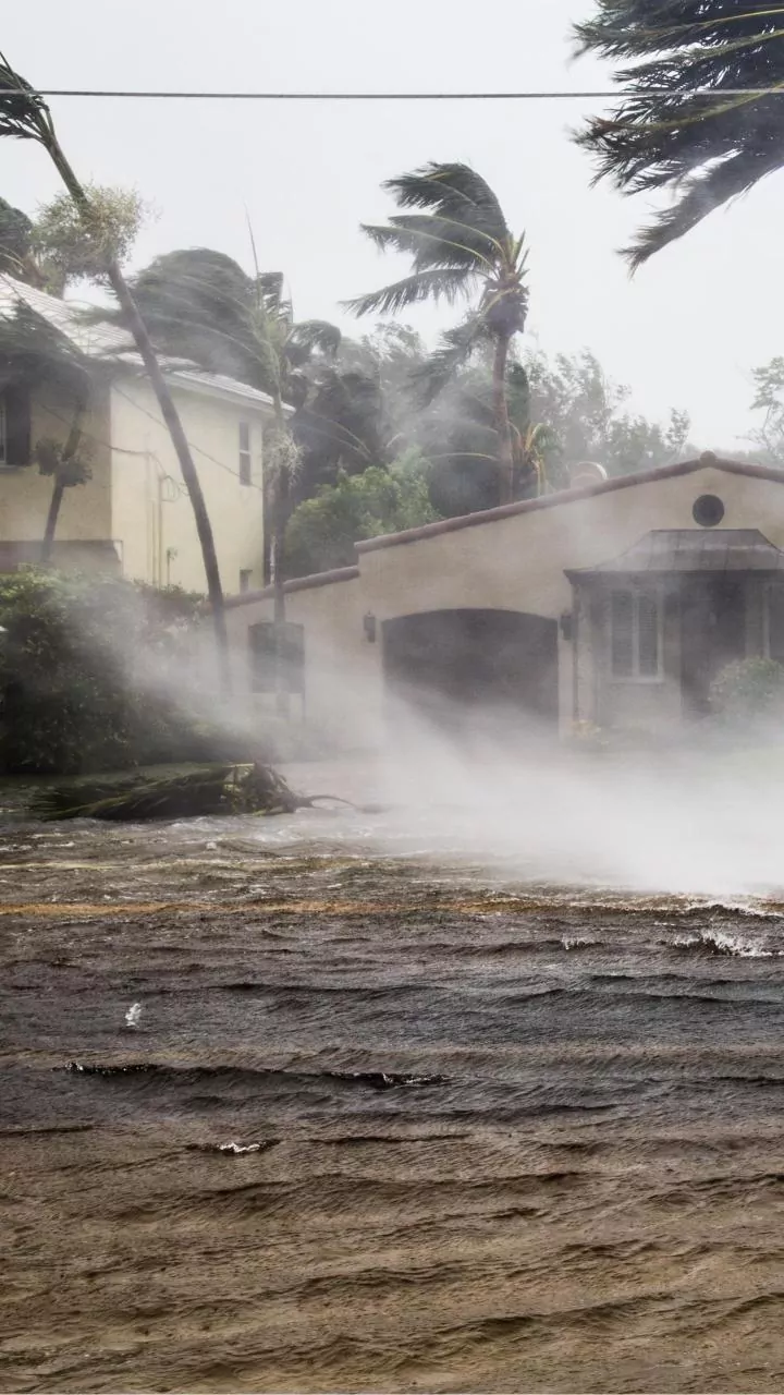 Cyclone Arnab to make landfall in Andhra Pradesh on October 28; Odisha and Tamil Nadu brace for impact