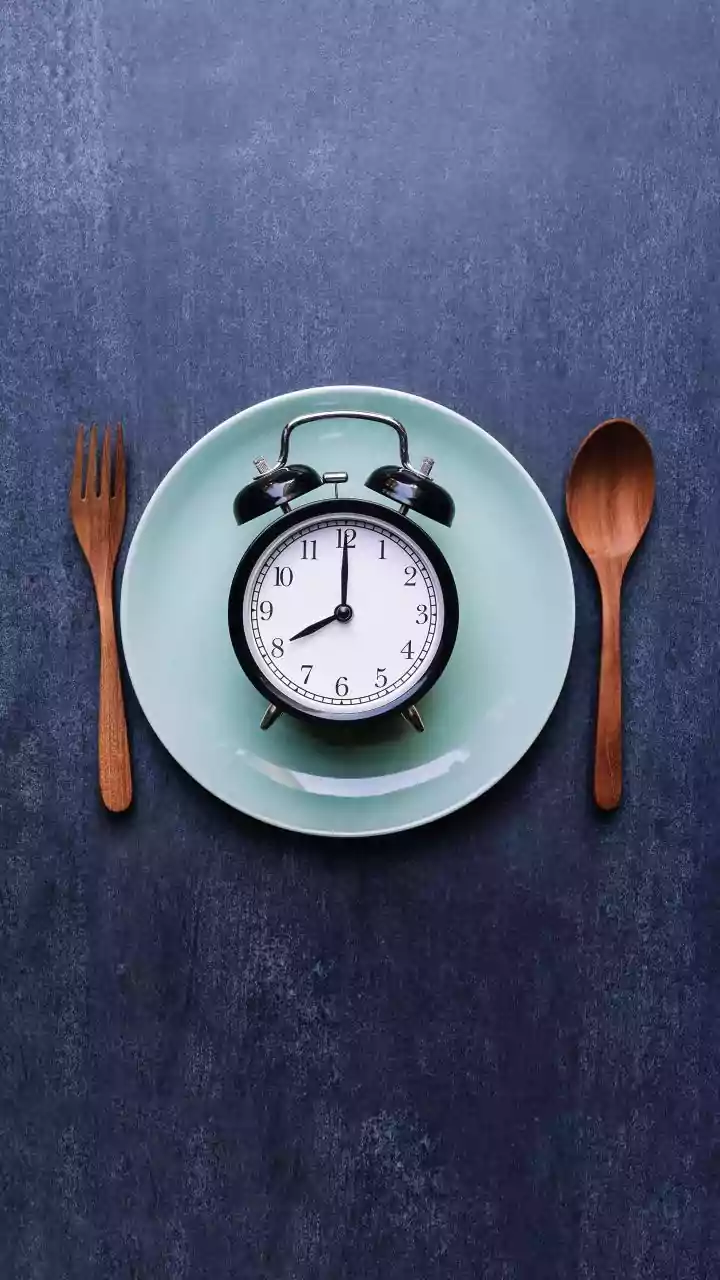 How Circadian-Aligned Dinners Boost Overnight Fat Burning And Improve Deep Sleep Quality