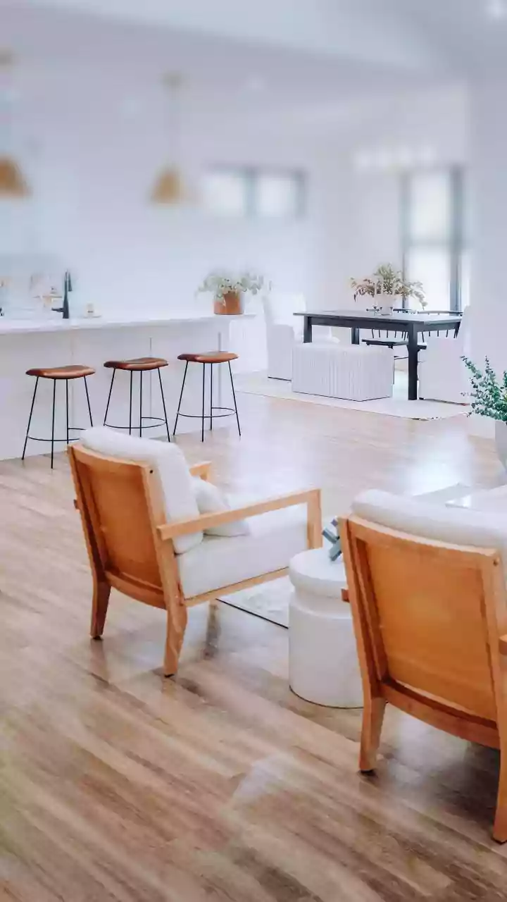 The Design Question Around the 2026 Slow-Decorating Trend: Building a Room in Stages