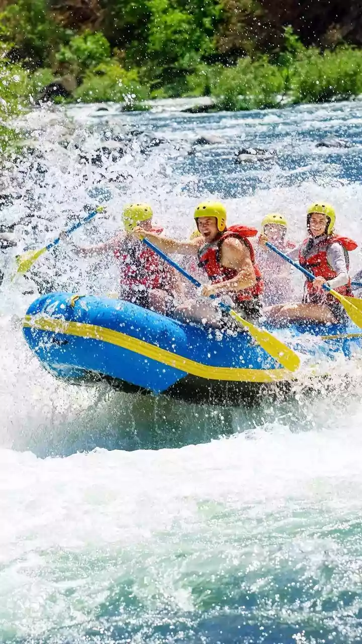 First-Time Rafters Thrill Guide: Picking Safe Rishikesh Stretches During Late-Monsoon Water Swells
