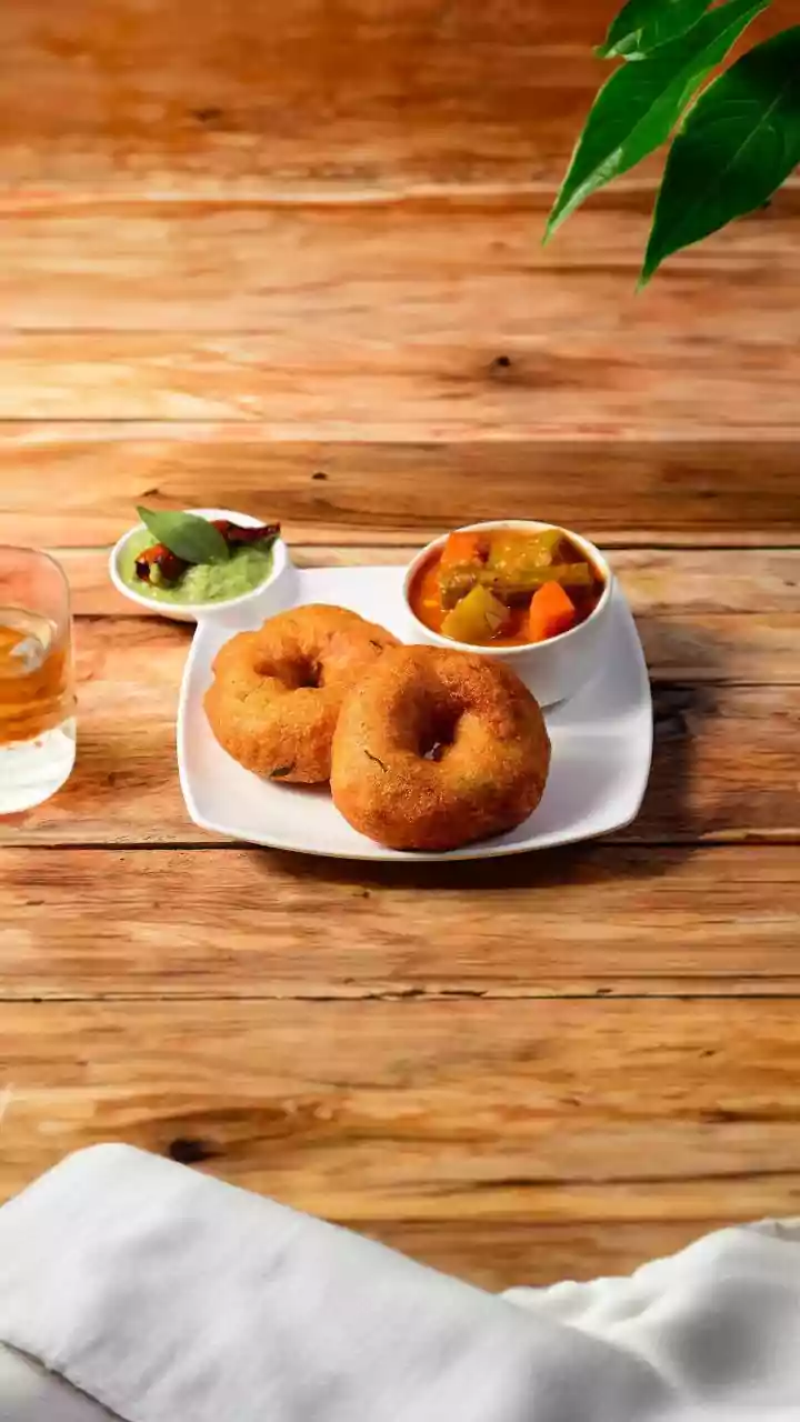 How Traditional Steamed Pitha And Fritters Became A Hits On Food Reels This Season
