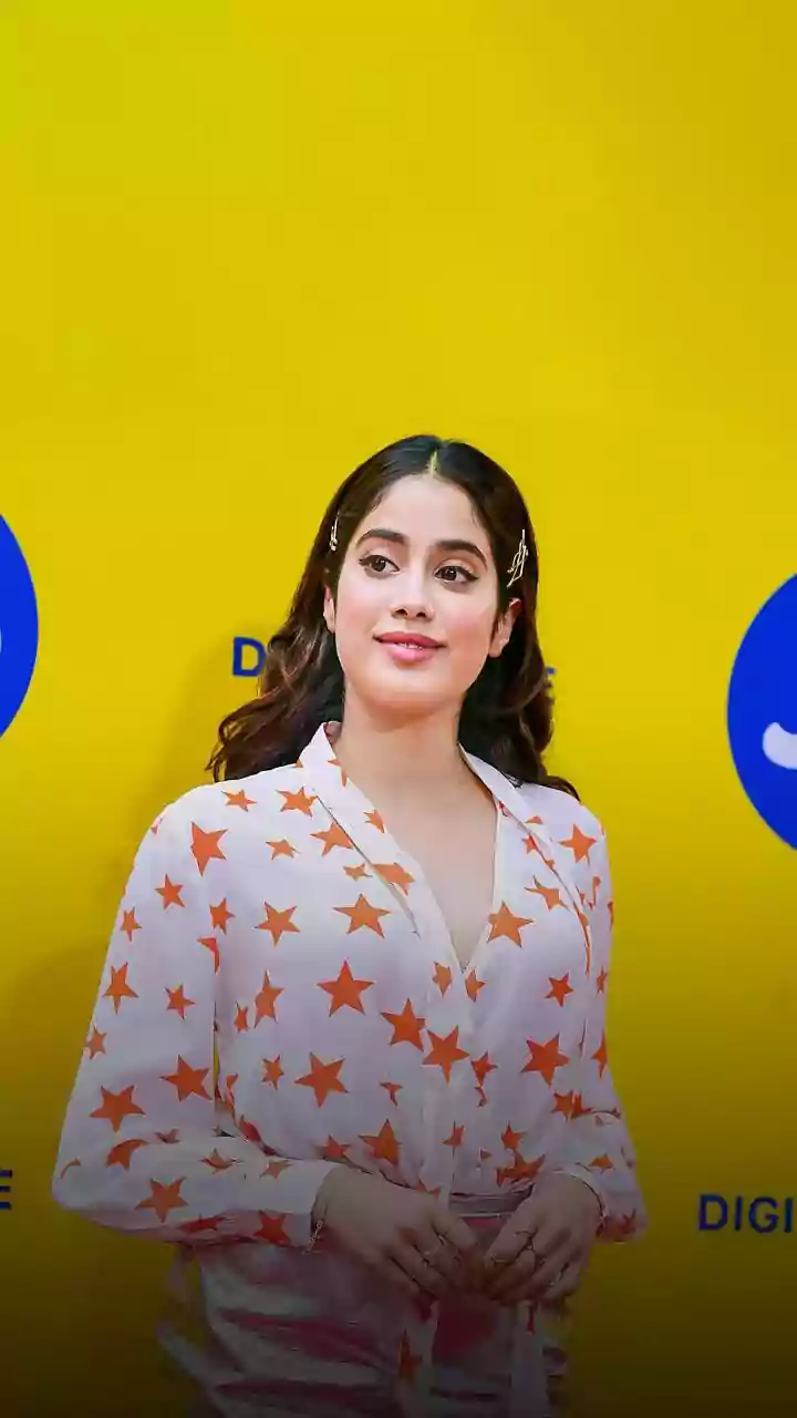Janhvi Kapoor calls Rashmika Mandanna's 'The Girlfriend' a 'must-watch'