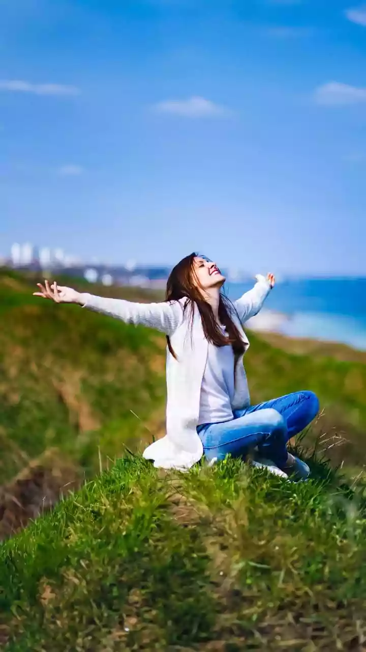 Happiness Hacks: Simple Ways to De-Stress & Thrive