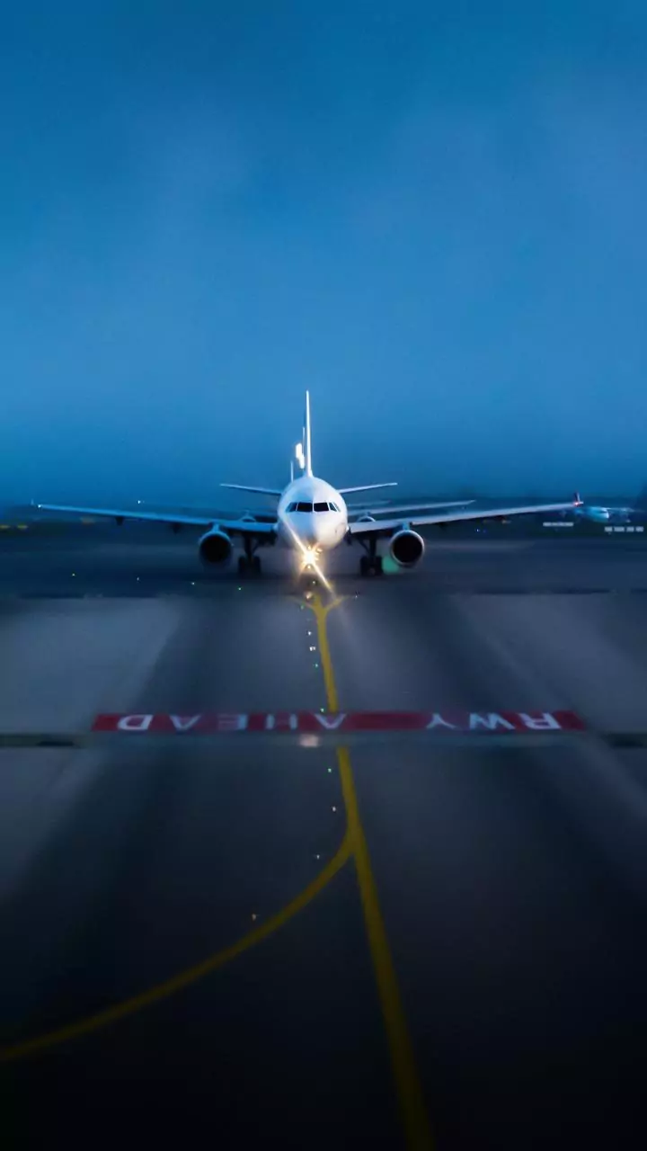 IndiGo flight chaos leaves Lucknow travelers stranded and frustrated