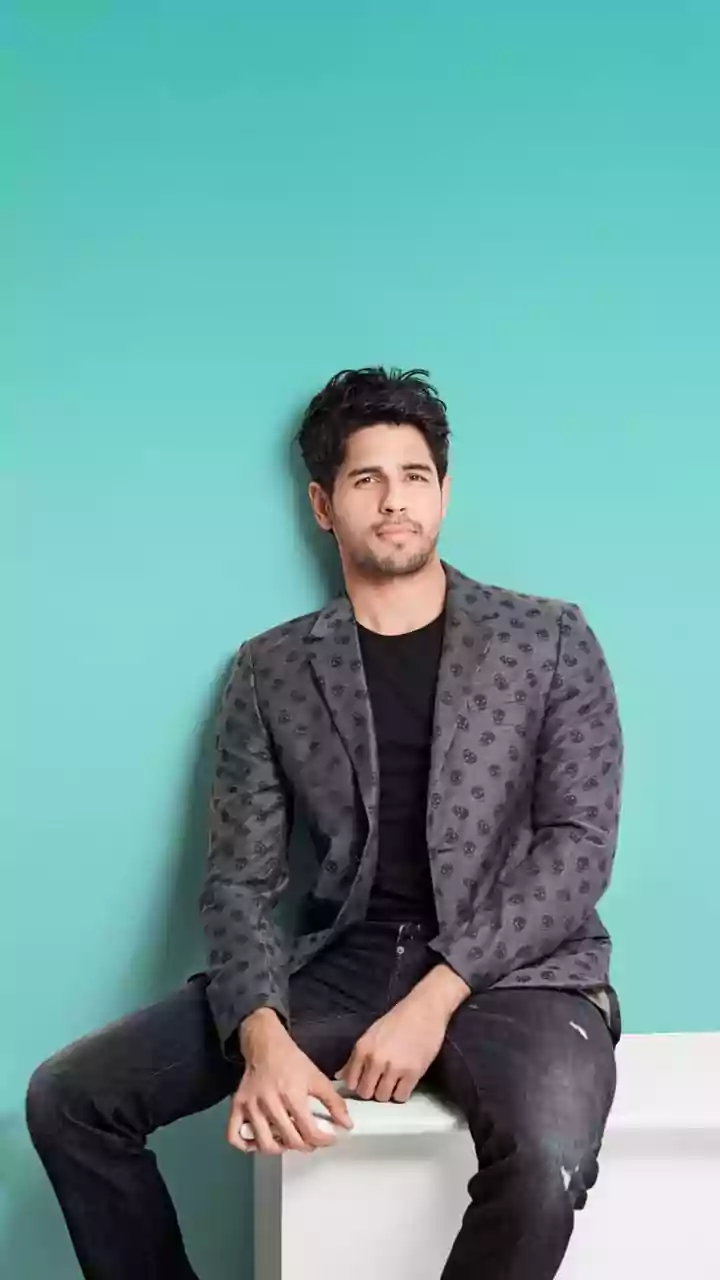 Sidharth Malhotra: A Delhi Heart Beats Strong in the Heart of Mumbai's Glitz