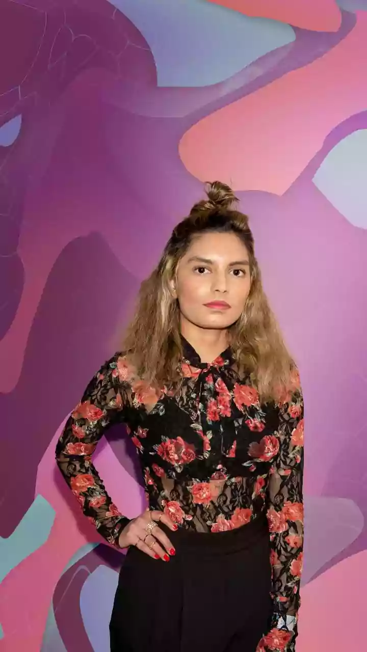 Half-up claw clip: How to achieve this effortless hairstyle