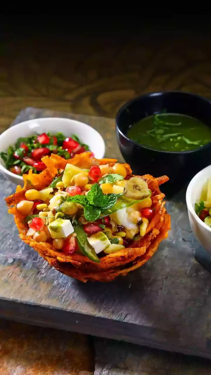 5 Restaurants In Delhi To Enjoy The Best Winter Menus This Season