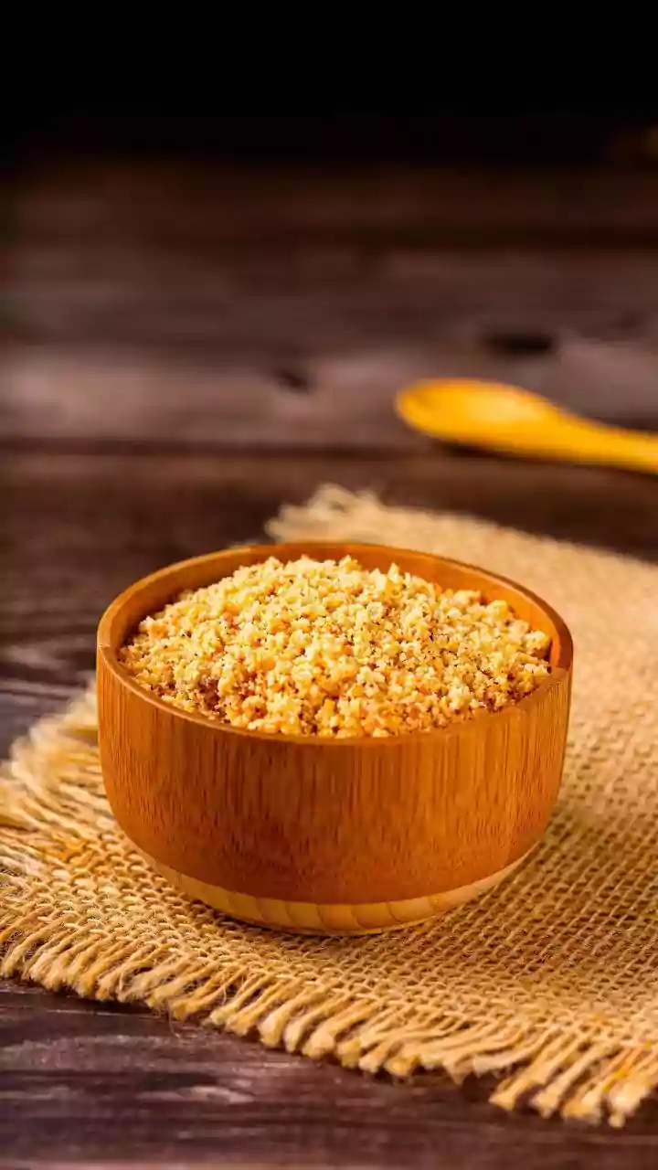 Farofa crocante de talos e cascas: reaproveite seus vegetais agora mesmo!