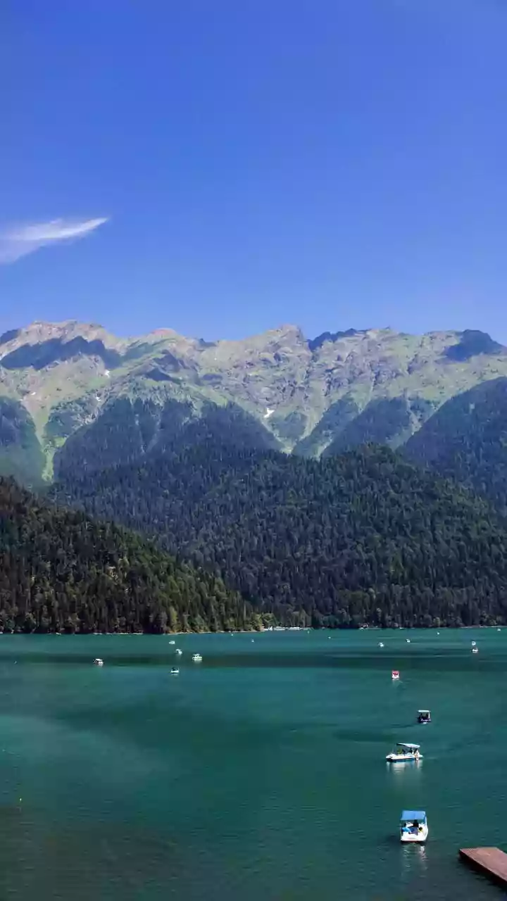 How To Plan An Unforgettable 7-Day Georgia Itinerary On A Tight Budget