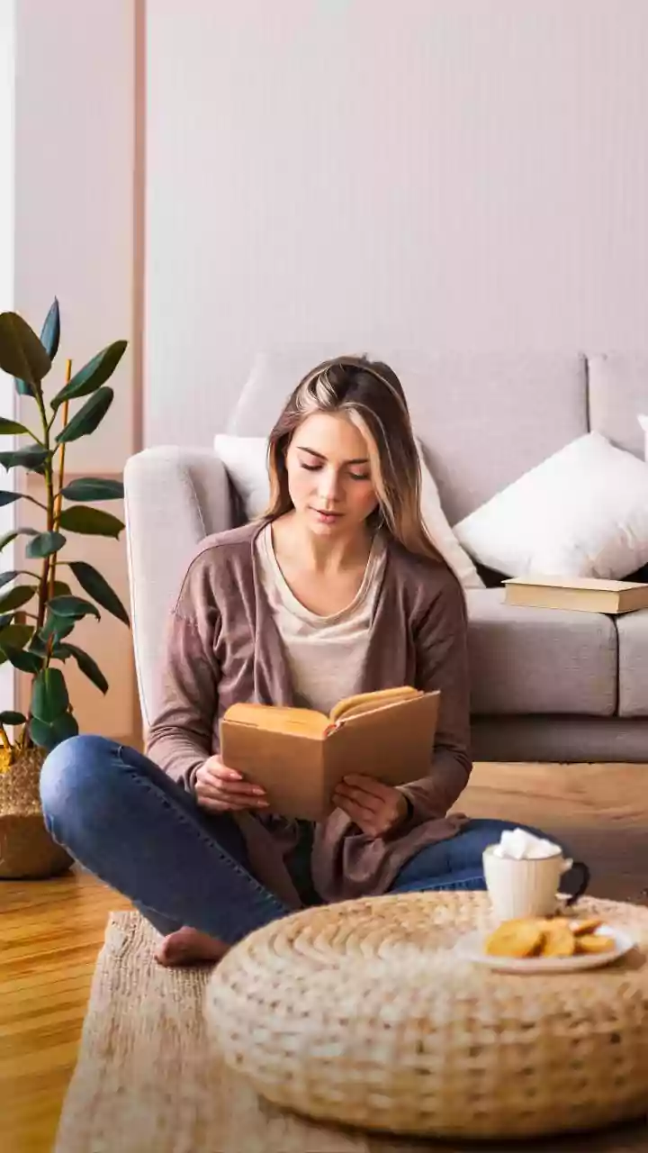Understanding Flexible Rooms For Reading And Hobbies In The Den's 2026 Comeback