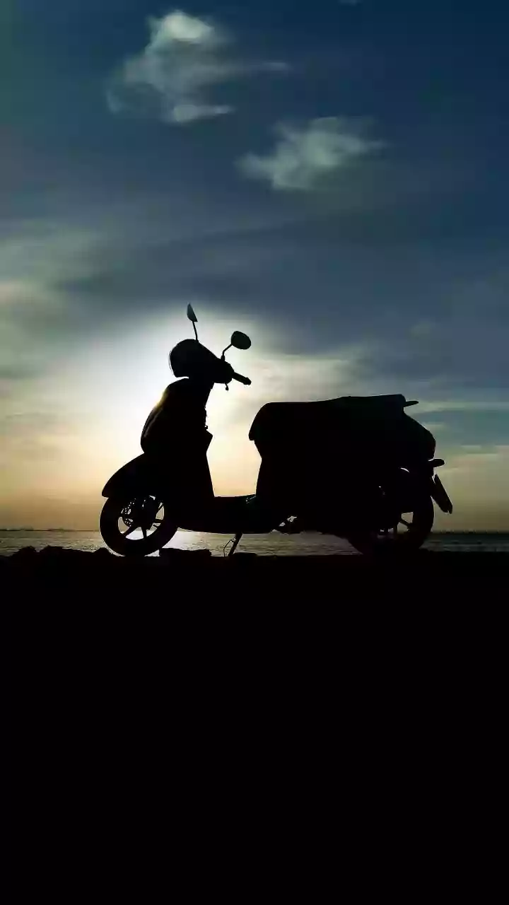 Mrs. Deshpande: A Thrilling Dive into India's Crime World