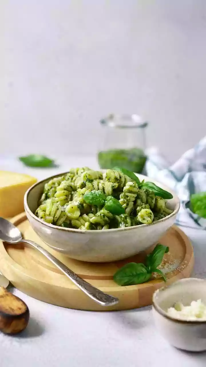 Cooking With Avocado: Creamy Avocado Pasta Sauce To Try