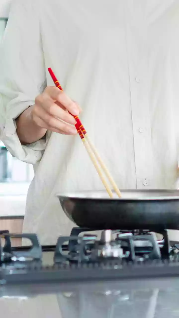 Stir Foods Where Needed to Reduce Cold Spots During Reheating