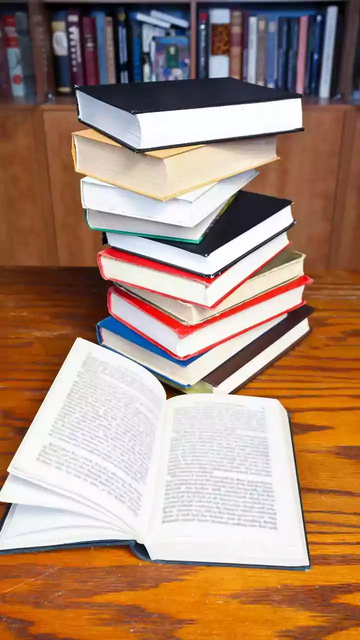 How Post-Graduates Use Autonomous AI Agents To Compile Literature Reviews Faster