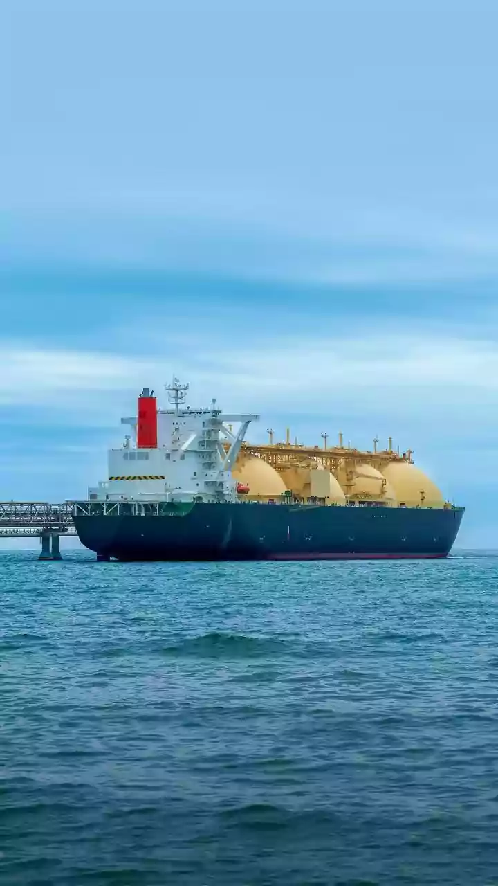 Switching to LNG could save India $1B in oil imports