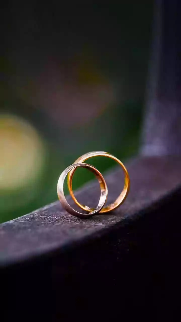 5 Marriage Phases: Navigating Love's Evolution from Bliss to Deep Connection