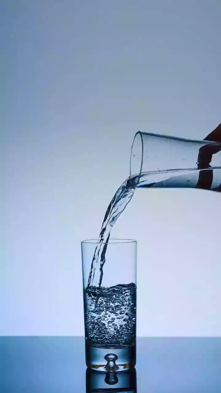 How Mindful Water Drinking Habits Improve Daily Concentration During Heavy Screen Work