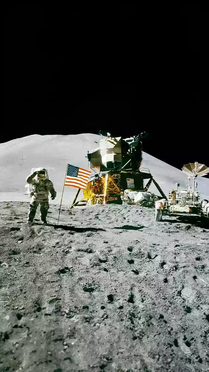 Zero Atmospheric Activity Assures Permanent Preservation Of Astronaut Paths