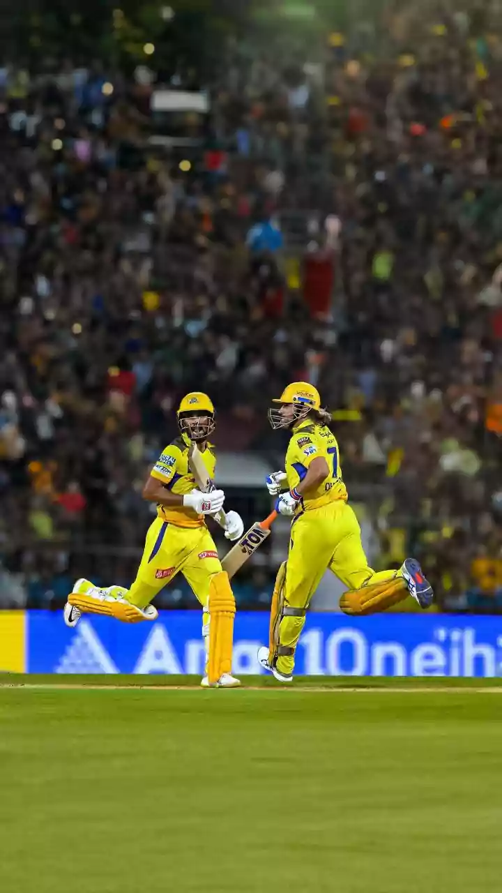 CSK Playoff Qualification Scenario: How can Chennai Super Kings Qualify for Playoffs after defeat against RCB?