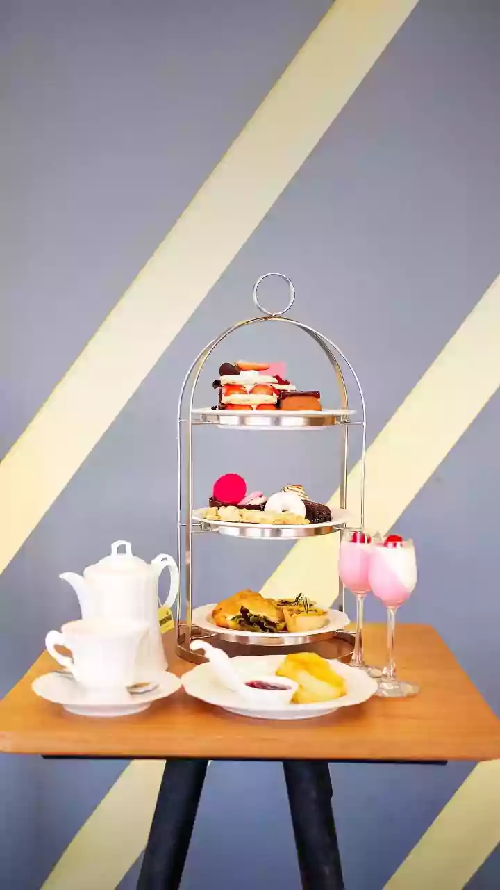 Tea and Coffee Pairings Can Complete a Dessert Tasting Party