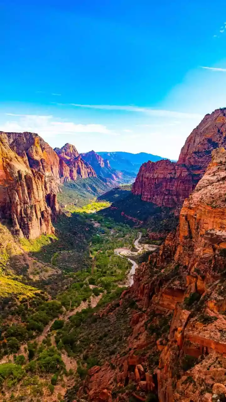 National-Park Closures Can Disrupt Transport and Stay Plans Together