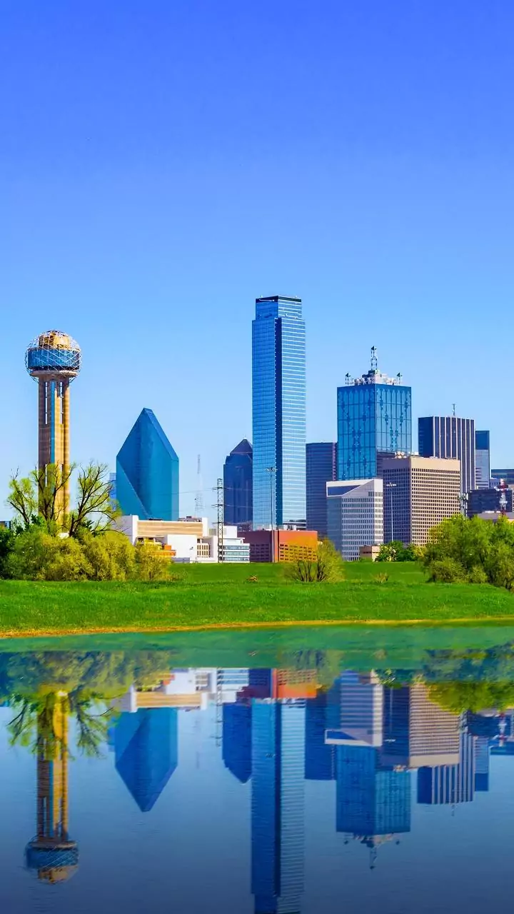 Texas halts H-1B visas at state universities, agencies; to affect Indians