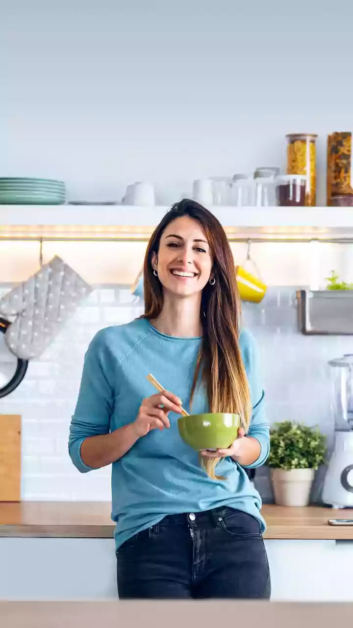 A Nutritionist’s Winter Playbook: Whole Organic Herbs for Real Protection