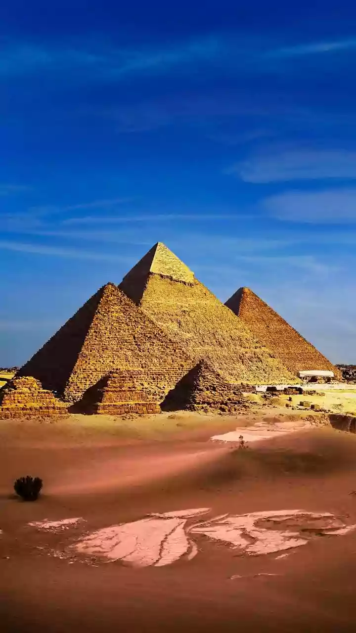 Egypt Unveiled: A Traveler's Guide to Wonders
